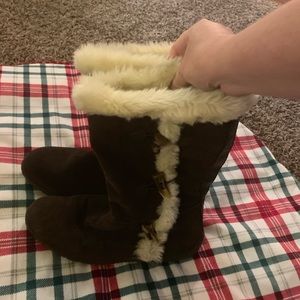 Brown fur boots